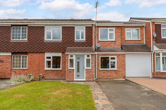 4 Bedroom Semi Detached House For Sale In Blakemere Close, Redditch, B98