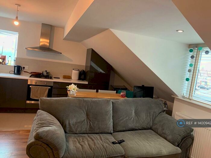 1 Bedroom Flat To Rent In Zahra Court, Hinckley, LE10