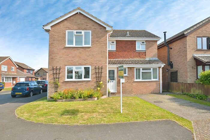 4 Bedroom Detached House For Sale In Gloucester Mews, New Romney, Kent, TN28