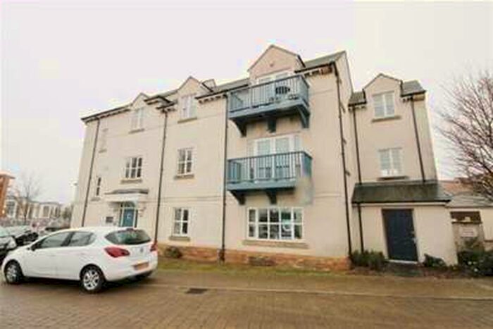 2 Bedroom Property To Rent In Lockside, Portishead, BS20