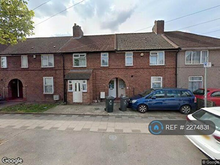 3 Bedroom Terraced House To Rent In Hedgemans Road, Dagenham, RM9