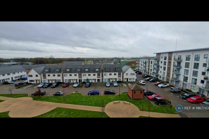 2 Bedroom Flat To Rent In Alder House, Maidenhead, SL6