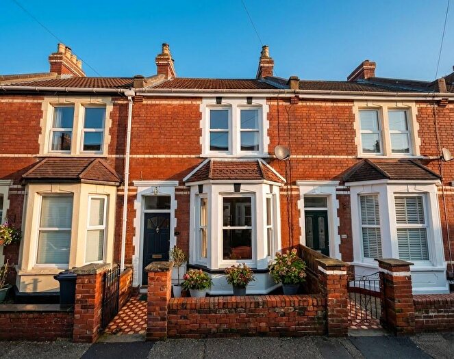 4 Bedroom Terraced House For Sale In Maple Road, St. Thomas, EX4