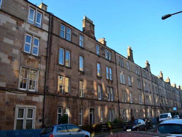 2 Bedroom Flat To Rent In Caledonian Place, Dalry, Edinburgh, EH11