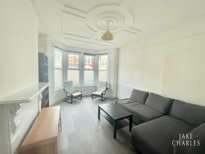 1 Bedroom Flat To Rent In Windsor Road, London, N13
