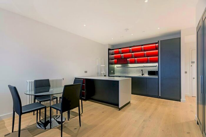 1 Bedroom Apartment To Rent In Kent Building, London City Island, London, E14