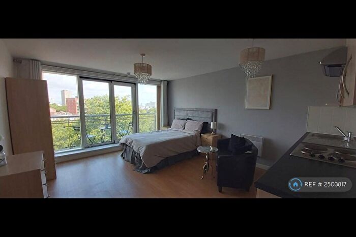 Studio To Rent In The Round House, Portsmouth, PO1