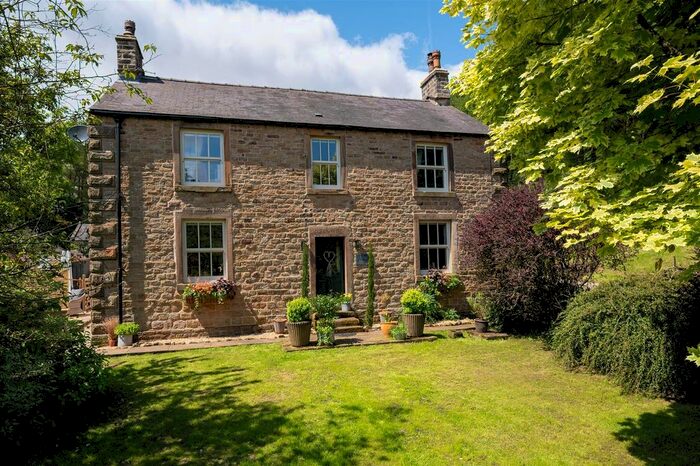 4 Bedroom Detached House For Sale In Hagg House, Ladybower, Hope Valley, S33