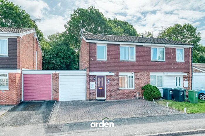 3 Bedroom Semi-Detached House For Sale In Blakemere Close, Redditch, B98