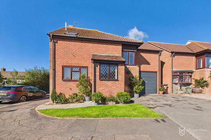 3 Bedroom Detached House For Sale In Romans Way, Westham, Pevensey, East Sussex, BN24