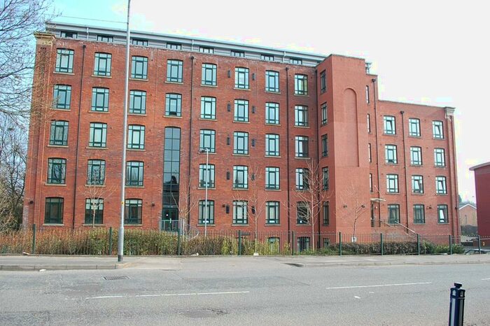 2 Bedroom Apartment To Rent In Mossley Road, Ashton-Under-Lyne, Lancashire, OL6