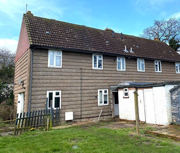 3 Bedroom Semi Detached House For Sale In Kings Road, Holt, NR25