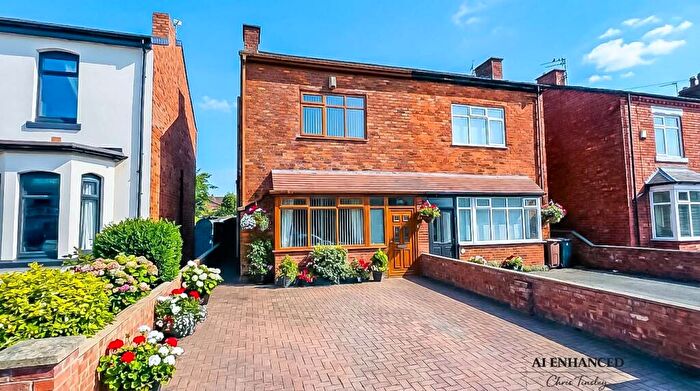 3 Bedroom Semi Detached House For Sale In Zetland Street, Southport, PR9