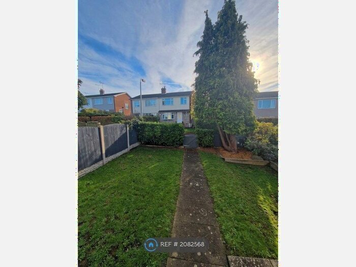 3 Bedroom Semi-Detached House To Rent In Bilberry Close, Penyffordd, Chester, CH4