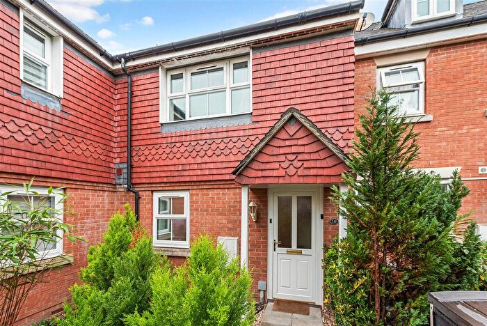 3 Bedroom Terraced House For Sale In Colvin Close, Andover, SP10