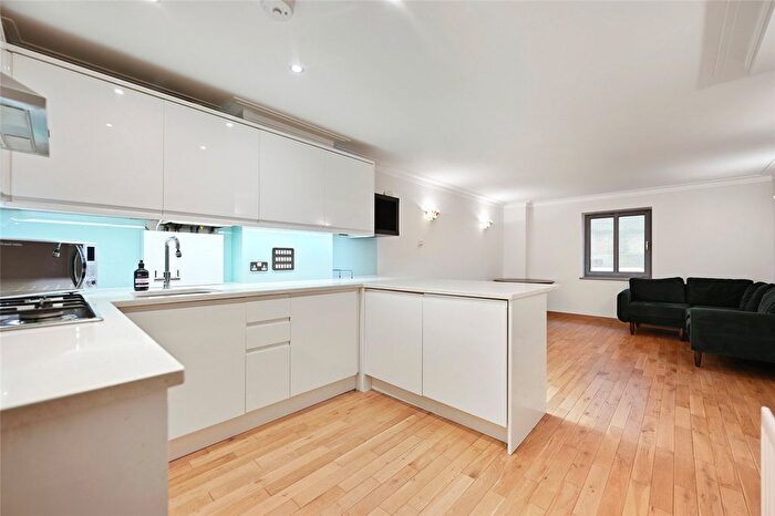 3 Bedroom Property To Rent In Cubitt Street, London, WC1X