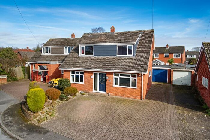 4 Bedroom Detached House For Sale In Marlingford Way, Easton, Norwich, NR9