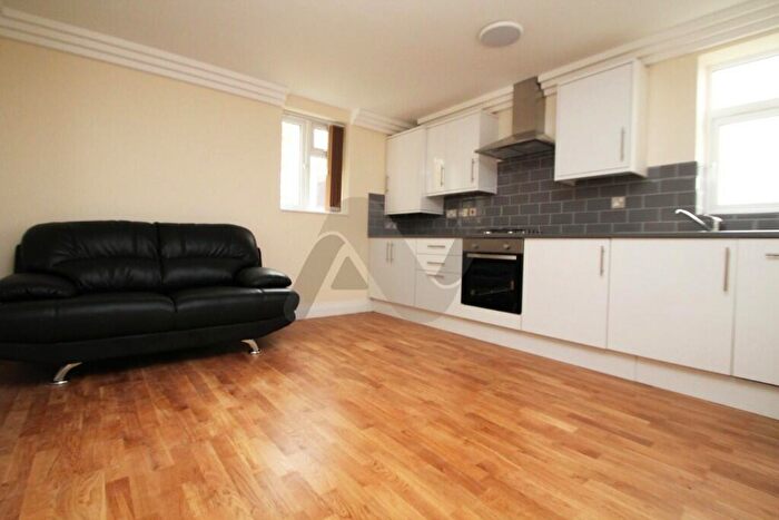 1 Bedroom Flat To Rent In Isledon Road, London, N7