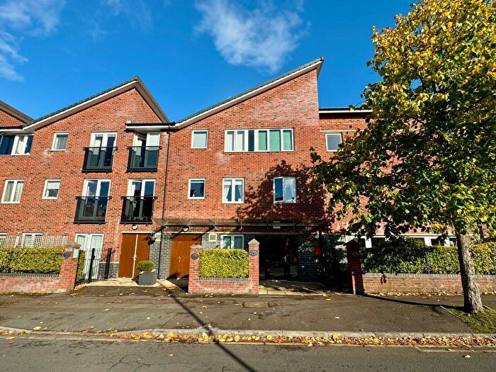 2 Bedroom Flat For Sale In Cosgrove Hall Court, Albany Road, Chorlton, M21