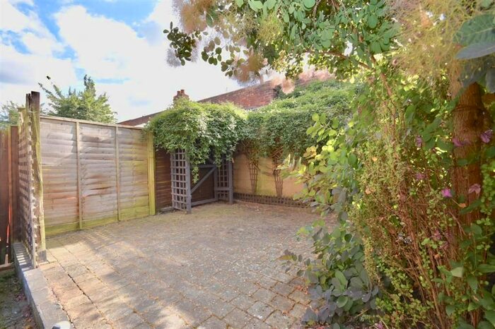 2 Bedroom Property To Rent In Granville Street, Kettering, NN16