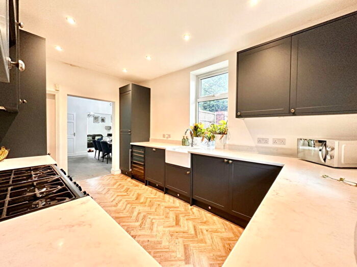 3 Bedroom End Of Terrace House For Sale In Chapel Street, Dukinfield, SK16