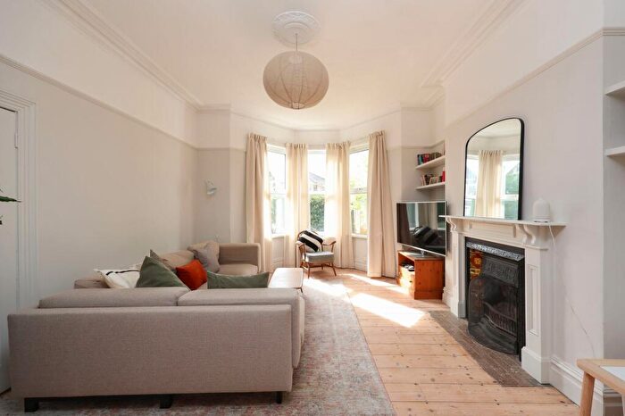 3 Bedroom Terraced House For Sale In Cricklade Road, Bristol, BS7