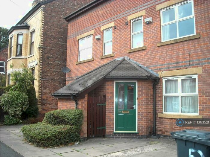5 Bedroom Semi-Detached House To Rent In Rippingham Road, Manchester, M20