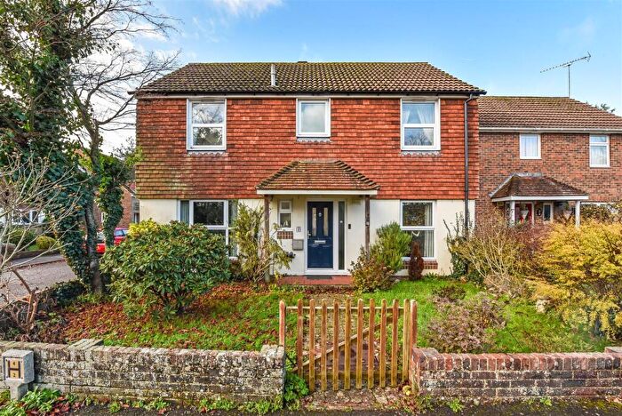 3 Bedroom Detached House For Sale In The Poplars, Yapton, BN18