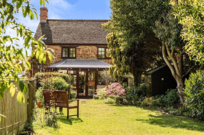 3 Bedroom Cottage For Sale In Hardwick Road, Priors Marston, CV47