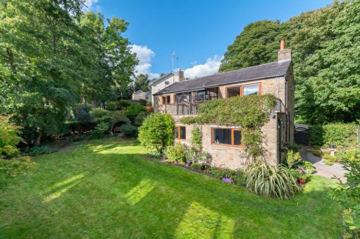 5 Bedroom Detached House For Sale In Sunnydale Park, East Morton, West Yorkshire, BD20
