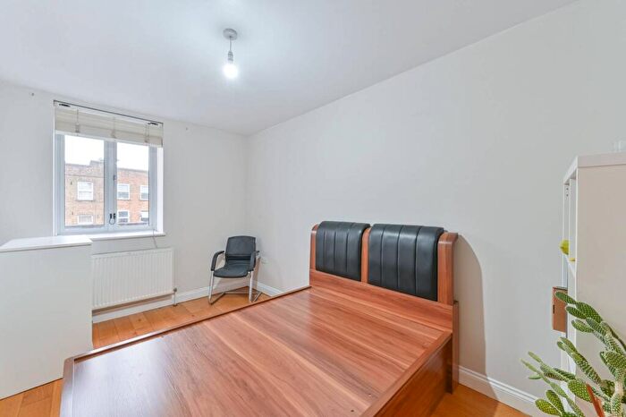 1 Bedroom Flat To Rent In Choumert Road, Peckham, London, SE15