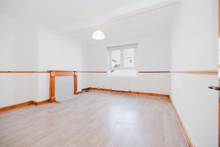 1 Bedroom Flat To Rent In Clearburn Road, Edinburgh, EH16