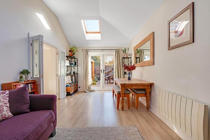 4 Bedroom House For Sale In Tarragon Grove, Sydenham, London, SE26
