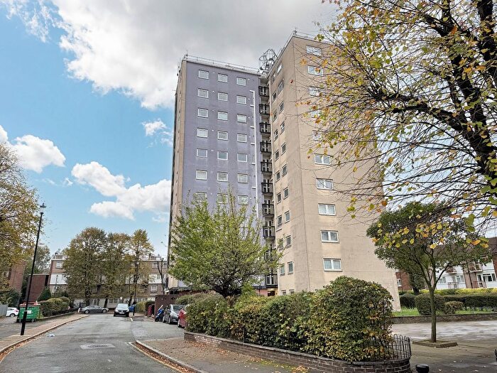 2 Bedroom Flat To Rent In Forest Point, Windsor Road, Forest Gate, E7