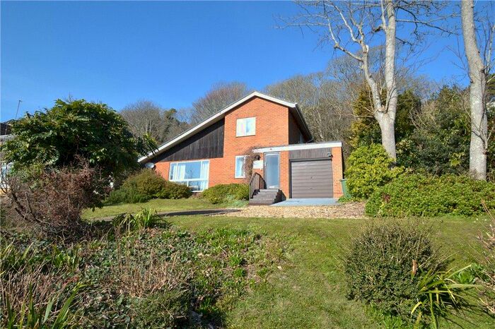 3 Bedroom Detached House For Sale In Hunts Road, St. Lawrence, Ventnor, PO38