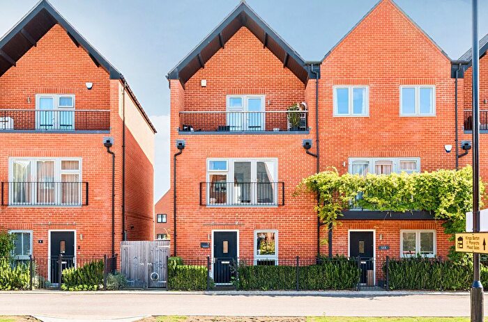 3 Bedroom Detached House For Sale In Khosla Road, Winchester, Hampshire, SO22