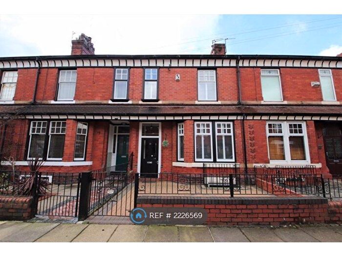 3 Bedroom Terraced House To Rent In Sumner Road, Salford, M6