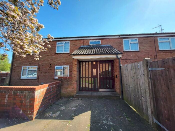1 Bedroom Flat To Rent In Ramsey Court, Luton, LU4