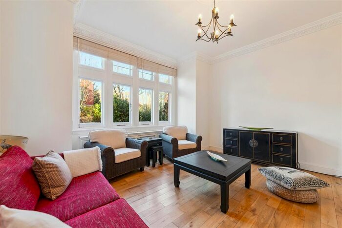 1 Bedroom Property To Rent In Sutton Court Road, London, W4
