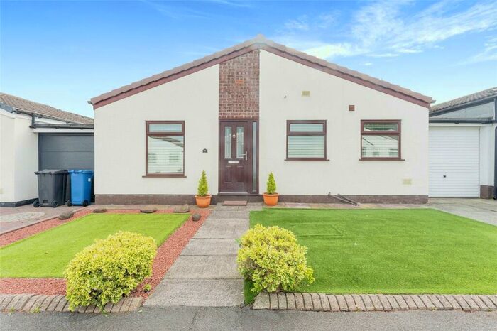 3 Bedroom Bungalow For Sale In Hesketh Road, Hale Village, Liverpool, Cheshire, L24