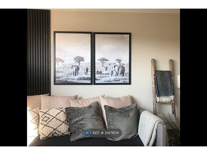 1 Bedroom Flat To Rent In Glasshouse, Bedford, MK40