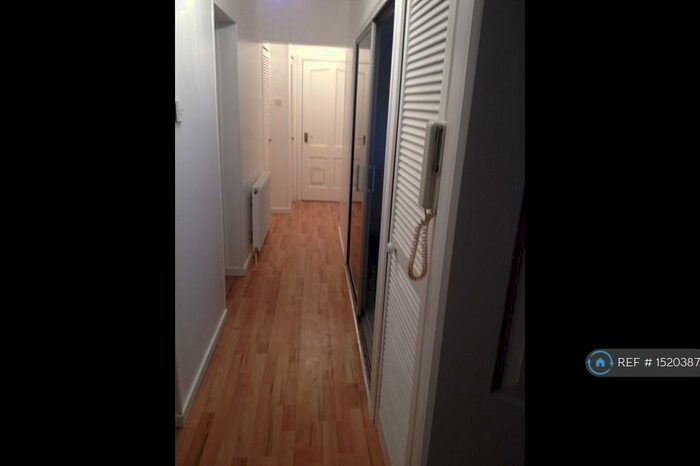 2 Bedroom Flat To Rent In Arran Park, Prestwick, KA9