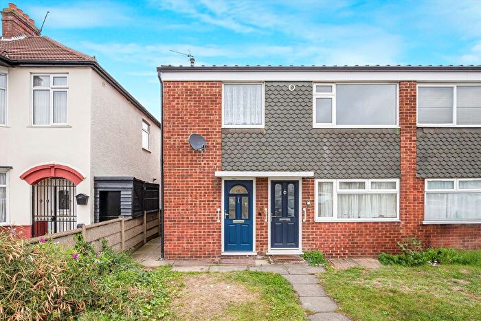 2 Bedroom Flat To Rent In Bellegrove Road, Welling, DA16