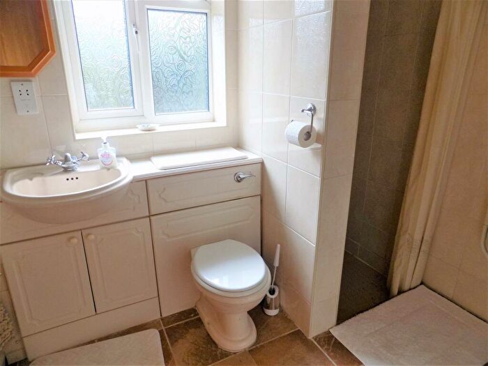 3 Bedroom Bungalow For Sale In Hawksworth Road, Syerston, NG23