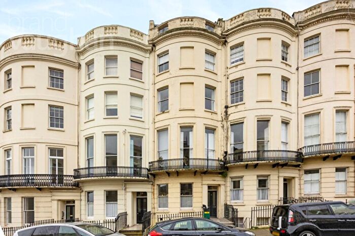 2 Bedroom Flat For Sale In Brunswick Place, Hove, East Sussex, BN3