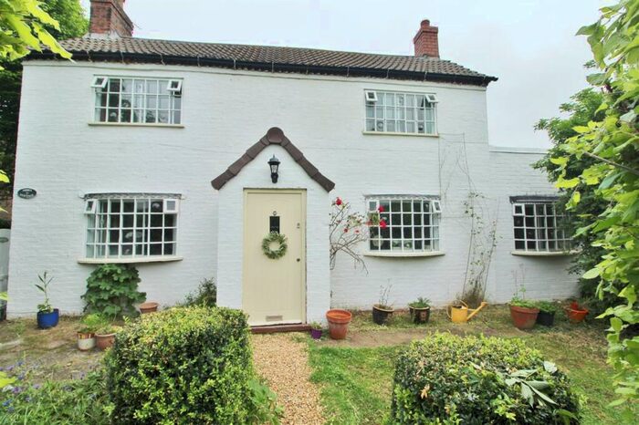 4 Bedroom Cottage For Sale In Abbey Cottage, Abbey Lane, Sedgebrook, NG32