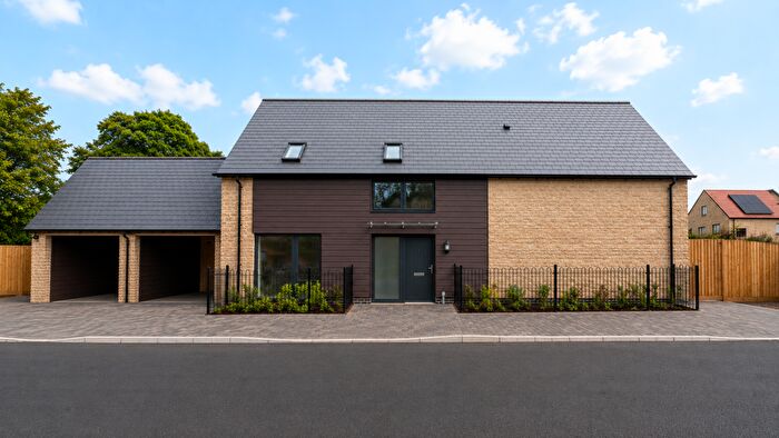 4 Bedroom Detached House For Sale In Coalfield Close, Midsomer Norton, Radstock, BA3