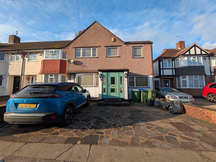 3 Bedroom Terraced House To Rent In Days Lane, Sidcup, DA15