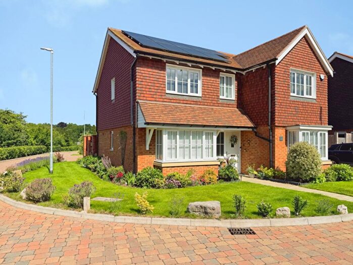 4 Bedroom Detached House For Sale In Hay Meadow, Lenham, Maidstone, Kent, ME17