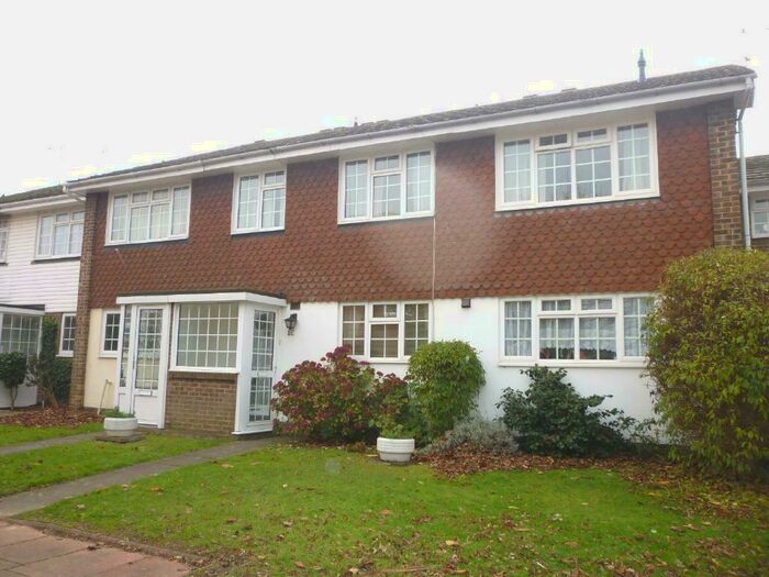 3 Bedroom House To Rent In Victoria Park Gardens, Worthing, BN11